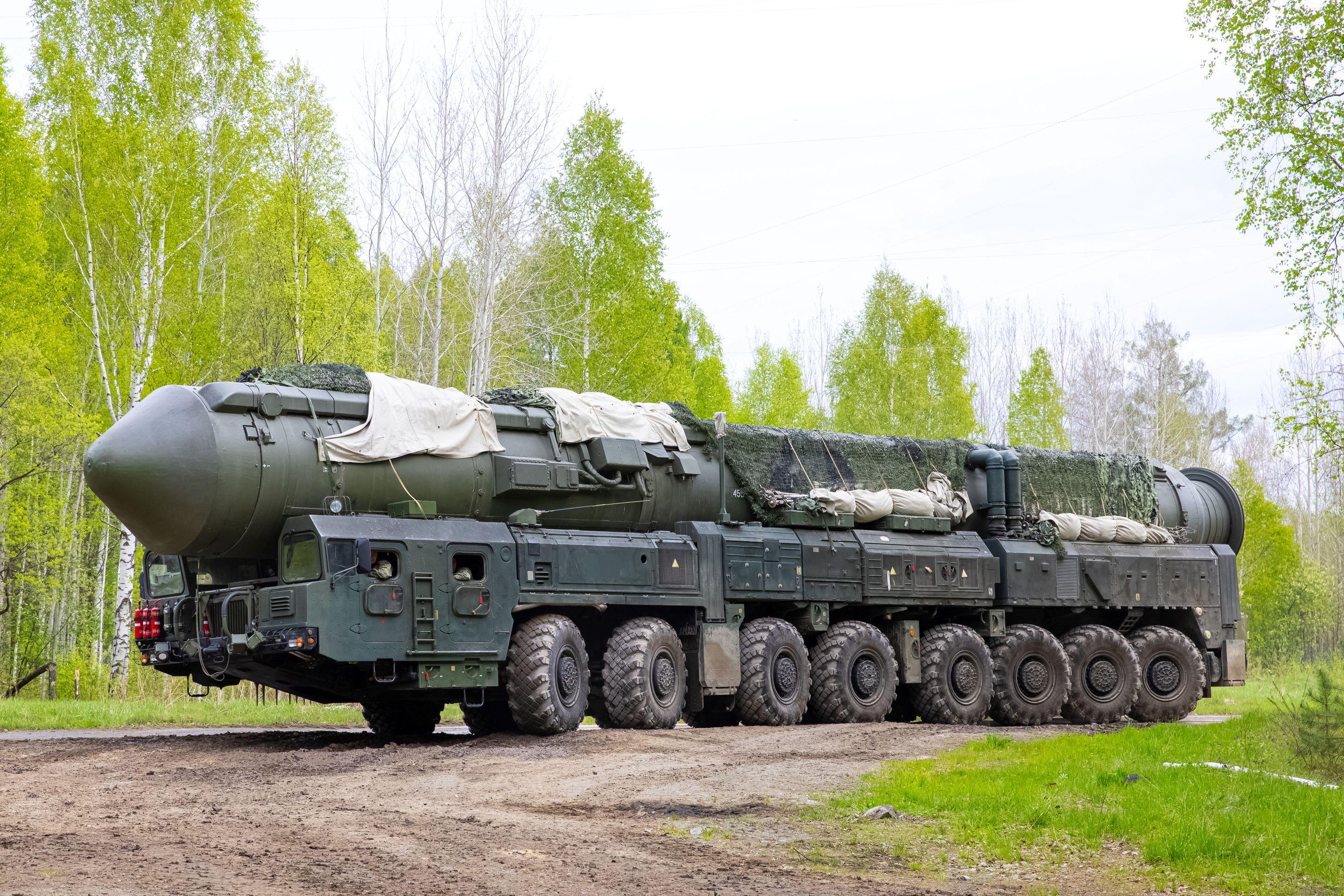 МЗКТ-79221