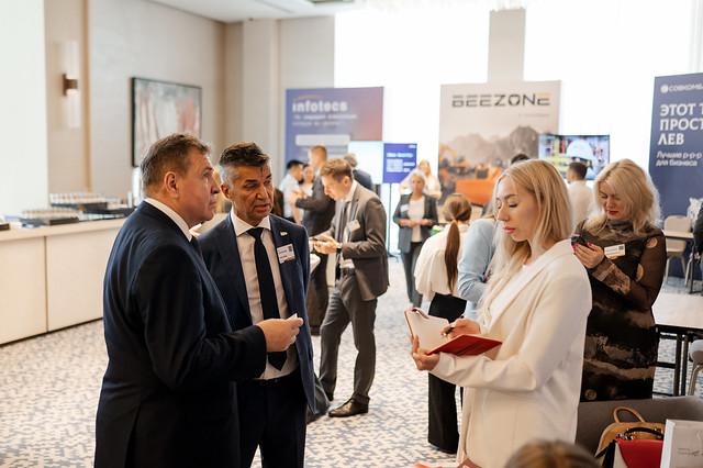 54631918891_78da85ff9d_z