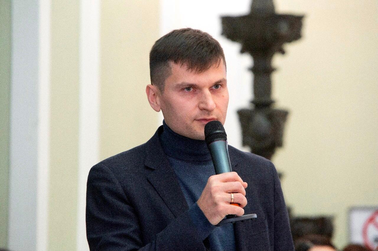 А.А. Ларин, руководитель юридической службы СПР, на мероприятии в ТПП РФ.jpg