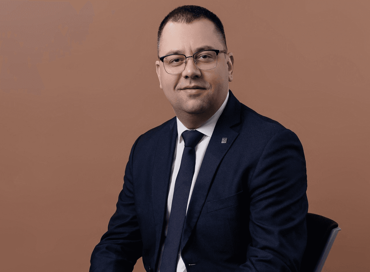 rektorderzhavinskogopavelmoiseevpozdravlyaetsdnemnarodnogoedinstva